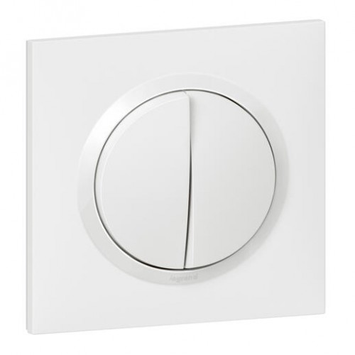 Dooxie Complet Legrand : Double interrupteur ou va-et-vient et plaque carrée blanche + griffes 10AX 250~ Réf. 095011