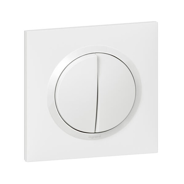 Dooxie Complet Legrand : Double interrupteur ou va-et-vient et plaque carrée blanche + griffes 10AX 250~ Réf. 095011