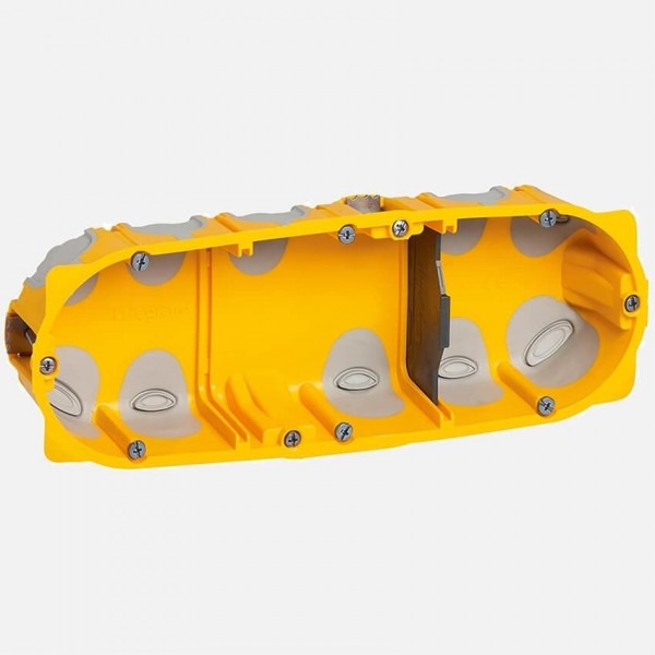 Ecobatibox Boîte d'encastrement 3 postes 6 à 8 modules isolée prof 40mm entraxe 71mm Legrand Réf: 080023